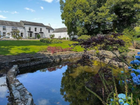 Lowick House